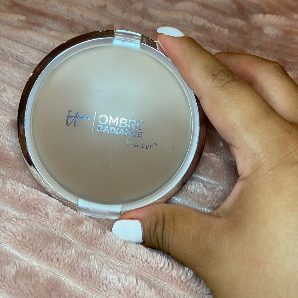 IT Cosmetics Warm Radiance Bronzer
